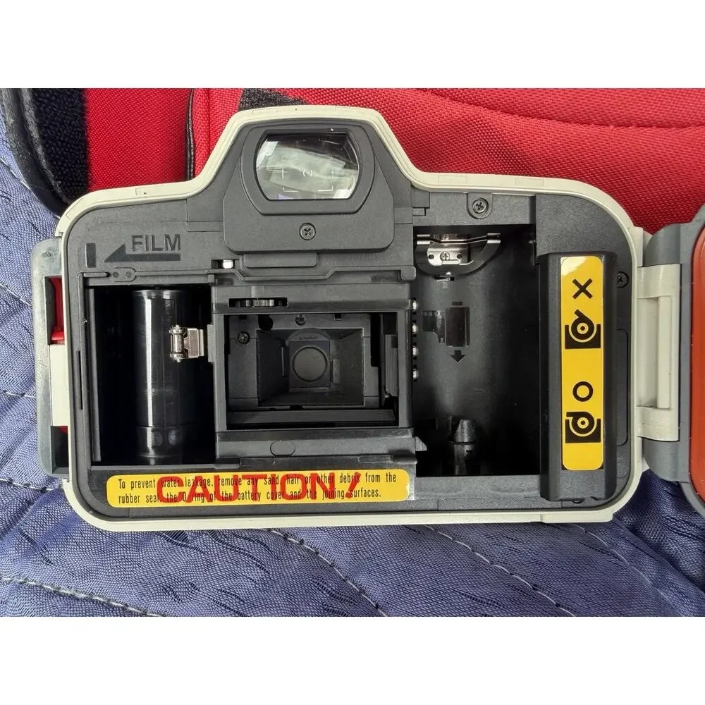 CANON SURE SHOT WP-1 35mm CAMERA - 32mm 3.5 LENS TESTED/WORKS MINT VINTAGE